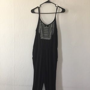 BLACK SEQUIN PANTSUIT